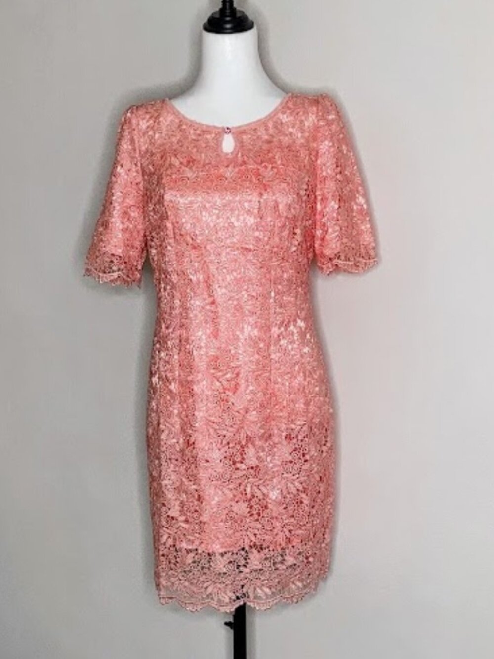 #47939 Elegant Pink Sequined Cut-Out Lace Chinese Qipao